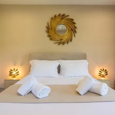 Luxury Private Queen Villa