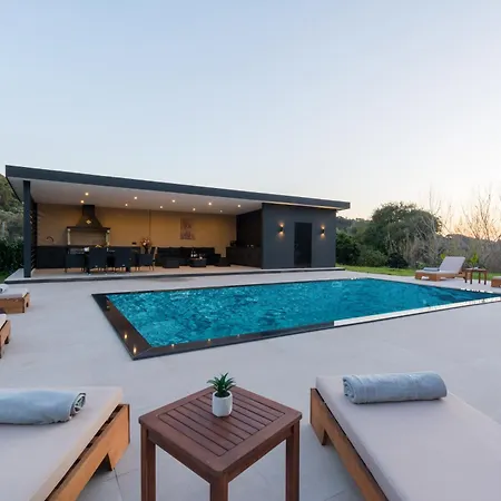 Villa Luxury Private Queen Dragotiná